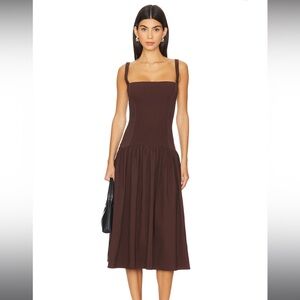 Weworewhat - Sleeveless Ribbed Bodice Midi Dress in WHITE